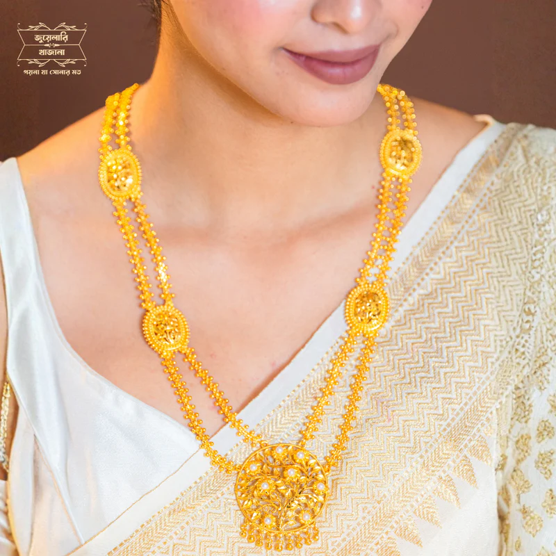 Premium Gold Plated Jiniya Sitahar with Earrings